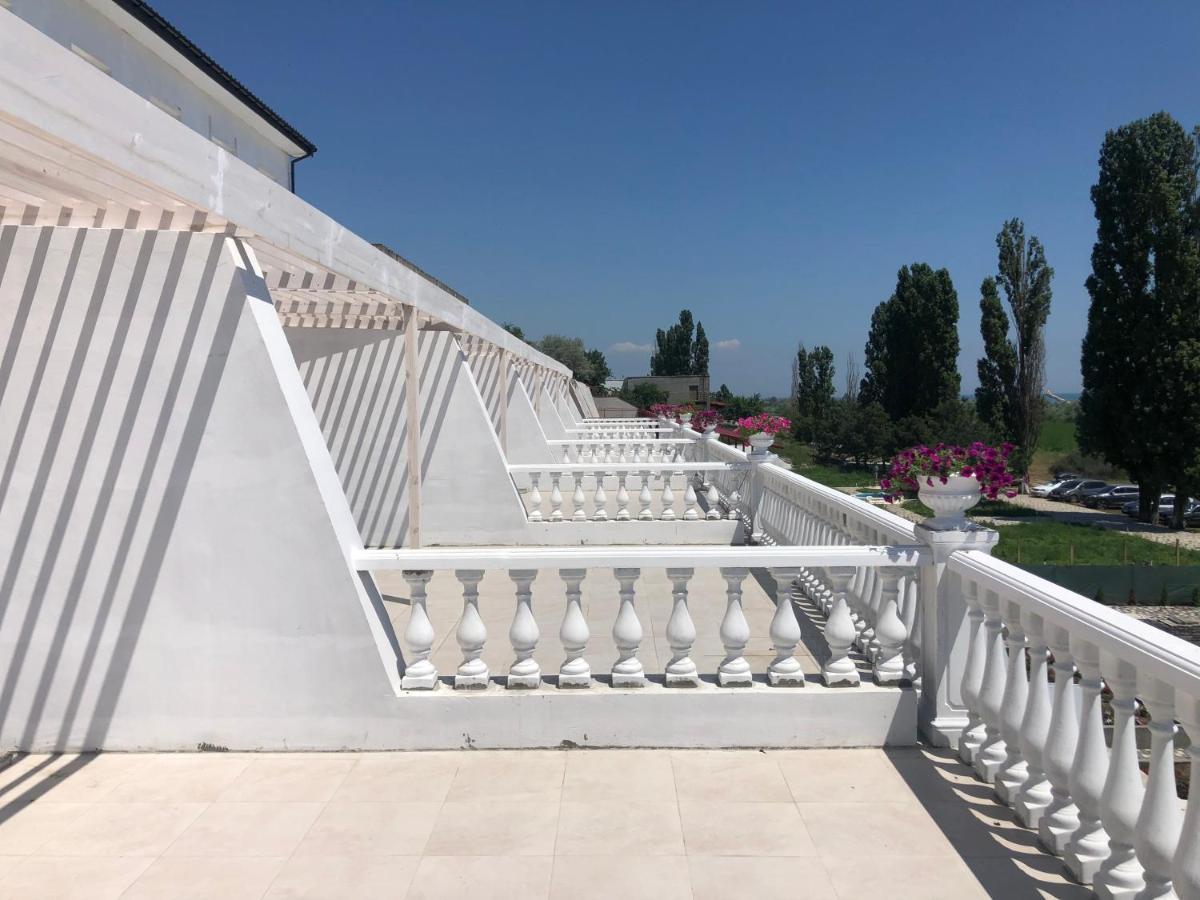 Panorama Briz Hotel Karolino-Buhaz Kültér fotó