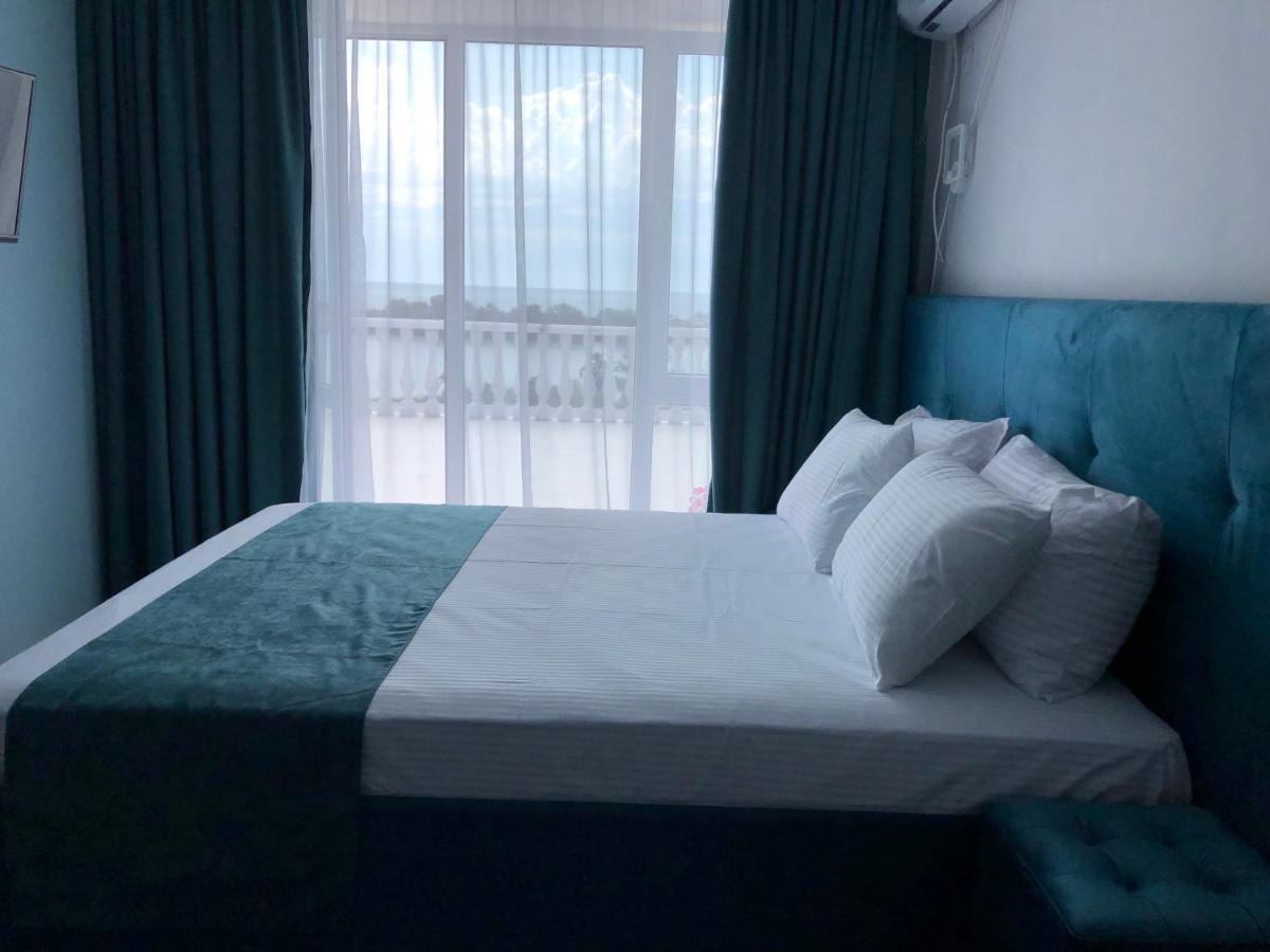 Panorama Briz Hotel Karolino-Buhaz Kültér fotó