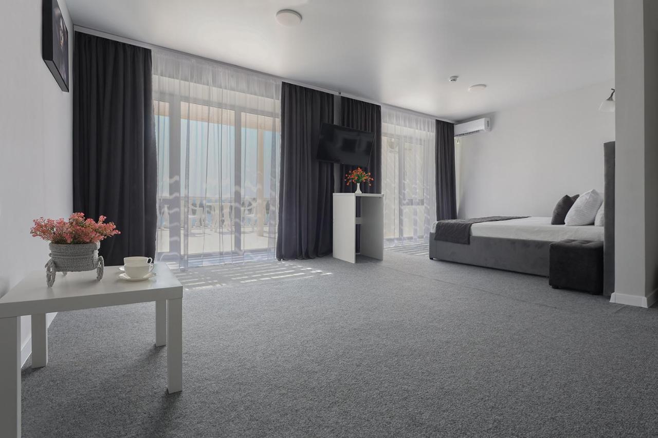 Panorama Briz Hotel Karolino-Buhaz Kültér fotó